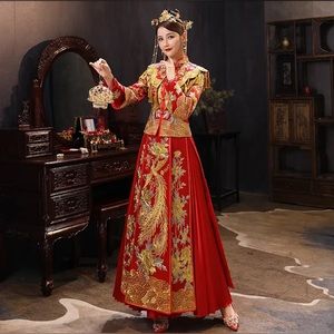 Modern Chinese Wedding Dress; Cheongsam; Red Qipao; Gold Phoenix Embroidery